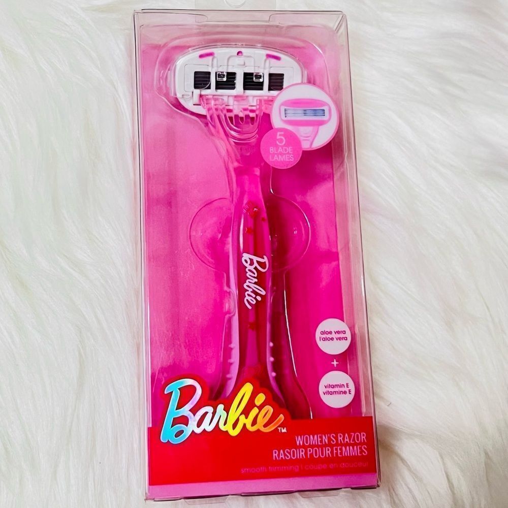Barbie Beauty Bundle - Picture 4 of 9